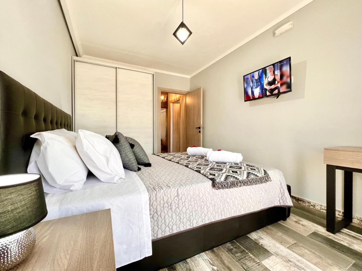 Beach Villa Verano With Private Pool By Dadovillas Σιδάρι Εξωτερικό φωτογραφία