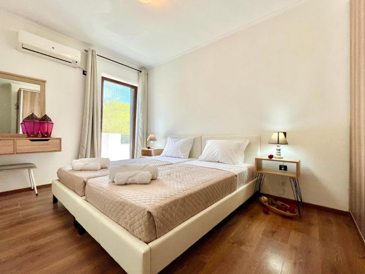Beach Villa Verano With Private Pool By Dadovillas Σιδάρι Εξωτερικό φωτογραφία