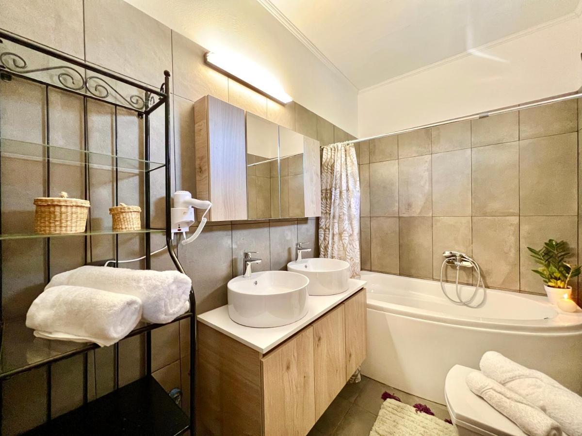 Beach Villa Verano With Private Pool By Dadovillas Σιδάρι Εξωτερικό φωτογραφία