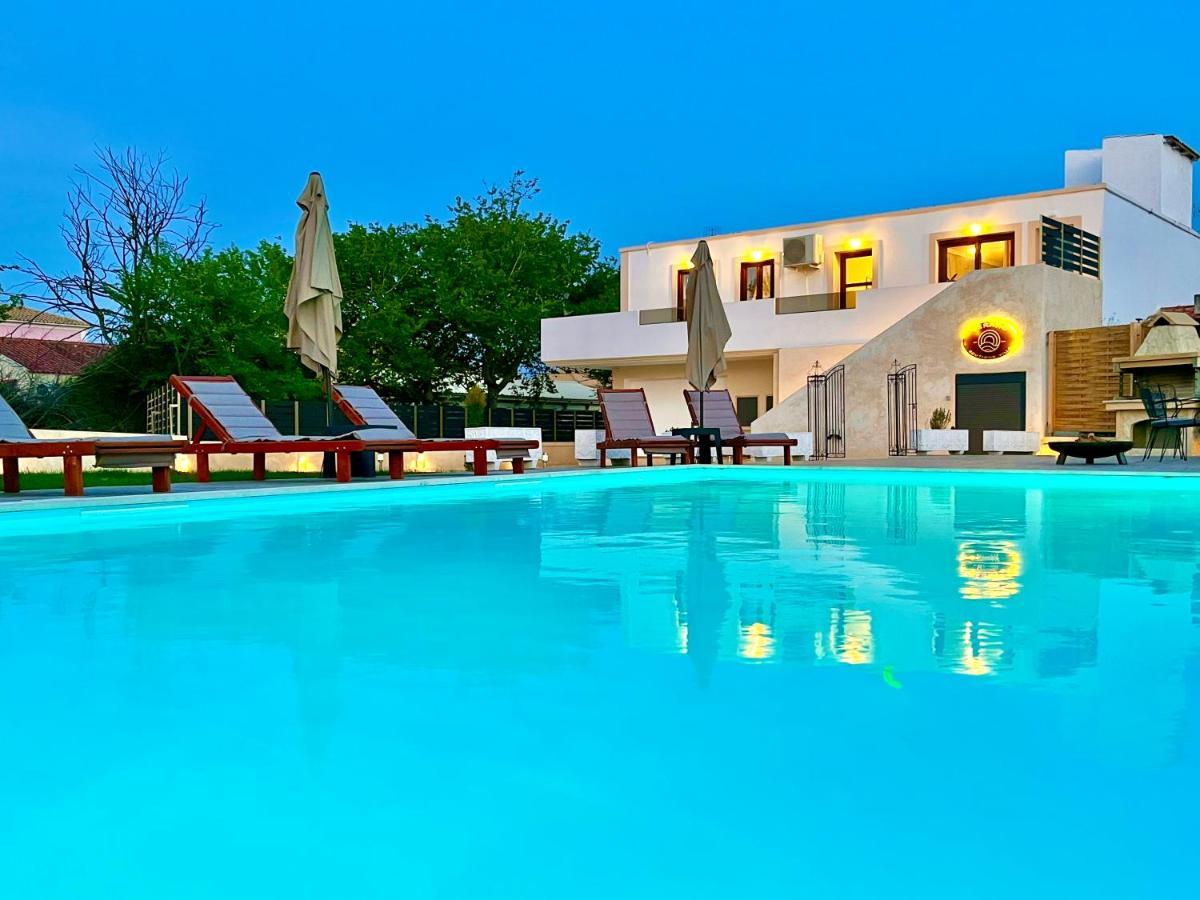 Beach Villa Verano With Private Pool By Dadovillas Σιδάρι Εξωτερικό φωτογραφία